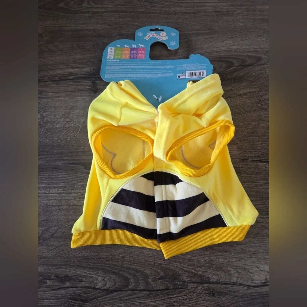 Squishmallows Sunny the Bee pet hoodie size M NWT